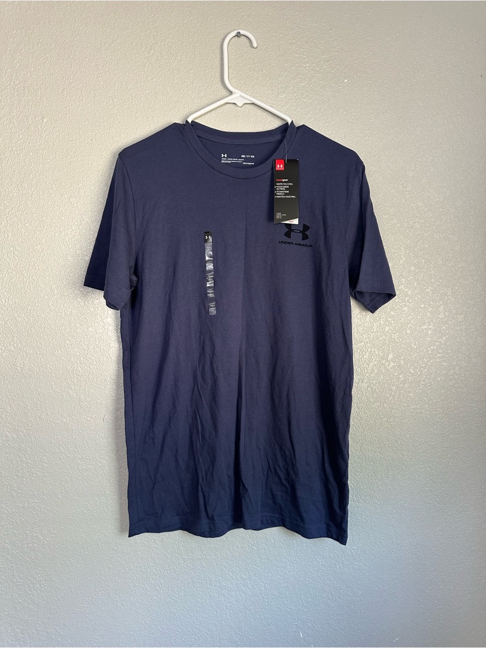 NWT Men’s Blue Under Armour Short Sleeve T-Shirt